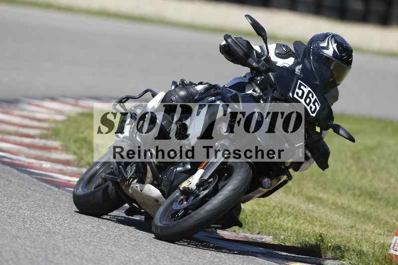 Archiv-2025/43 08.08.2025 Discover the Bike ADR/Bike 2 gelb/565